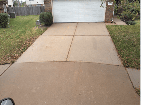 before-after-driveway-cleaning